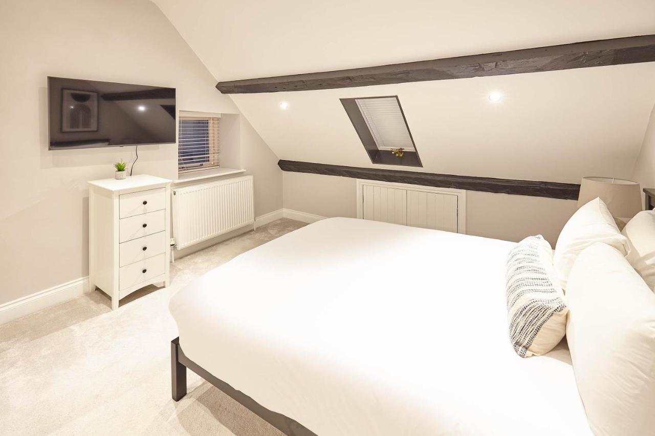 Host & Stay- Graham House *